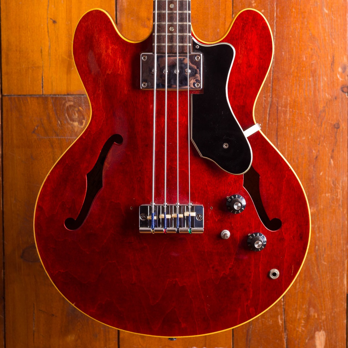 Epiphone 1969 Rivoli Bass Cherry epiphone kopen in de aanbieding