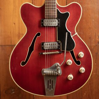 Hofner 4573 Verythin Cherry Red (Early 1960s)