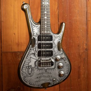Teye Gypsy Queen, dark brown finish with Bomber queen artwork