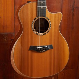 Taylor Custom GA Walnut / Cedar