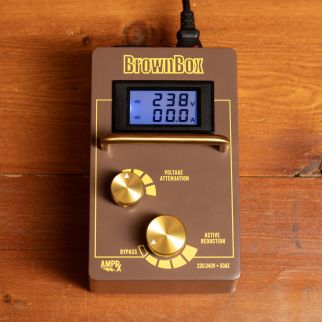 AMPRX BROWNBOX - Spanningsregeling 220-240V