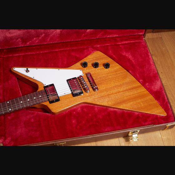 Gibson Explorer, Antique Natural – Max Guitar