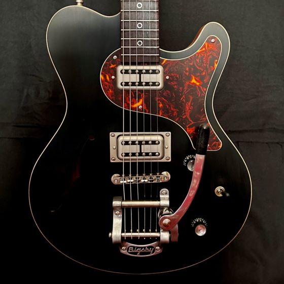 Surfmeister Onyx Black Bigsby