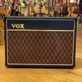 Vox ac15 sale warehouse speaker