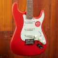 Squier Classic Vibe 1960s Stratocaster, Fiesta Red