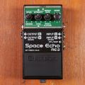 BOSS RE-2 Space Echo