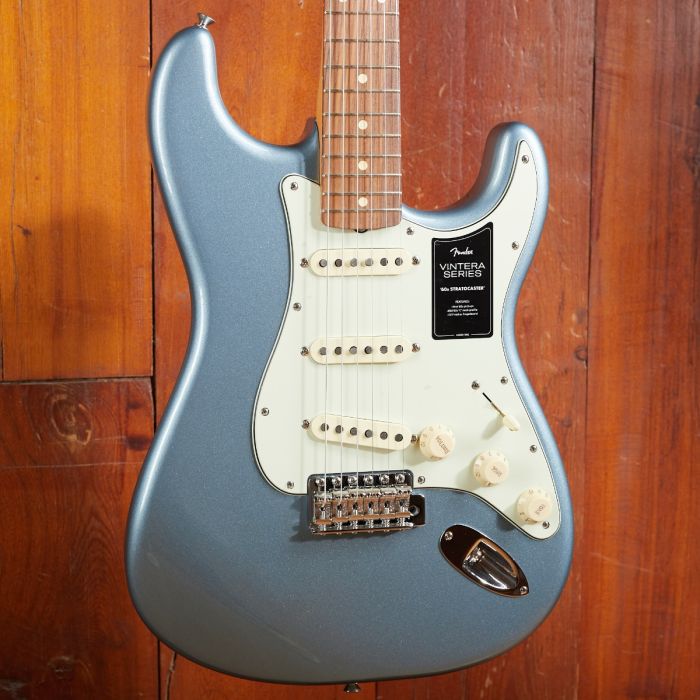Fender Vintera 1960s Stratocaster Ice Blue Metallic – Max Guitar