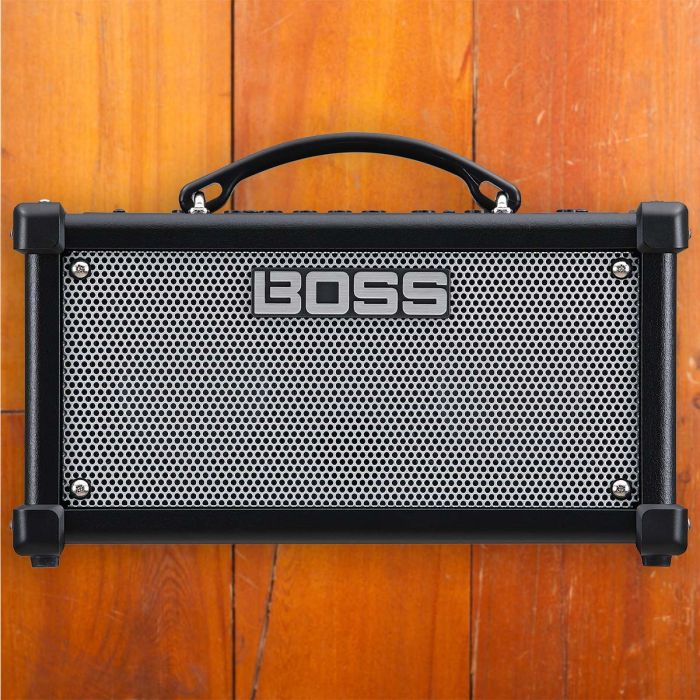 BOSS　LX　–　Dual　Guitar　Cube　Max