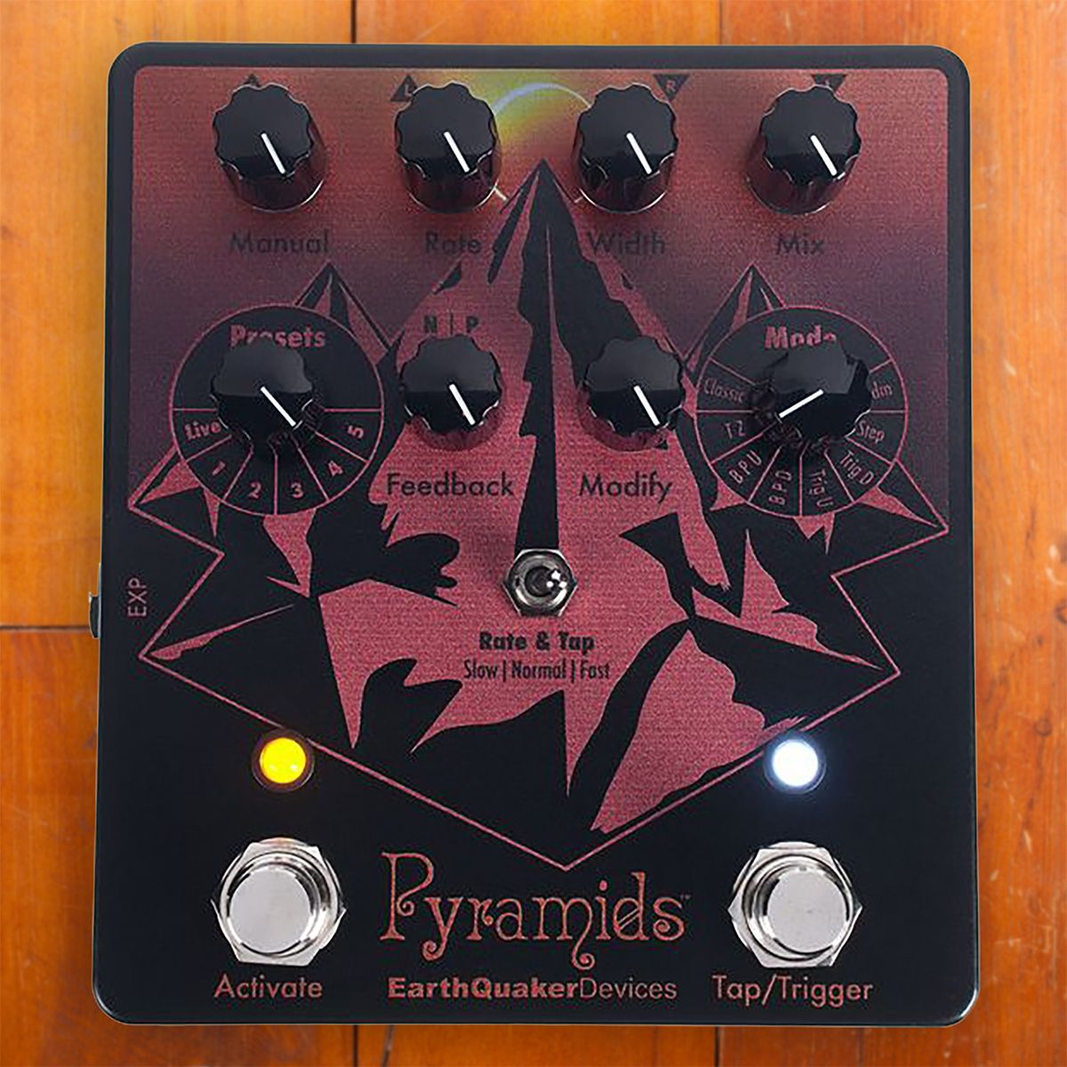 Pyramids Stereo Flanging Device — EarthQuaker Devices