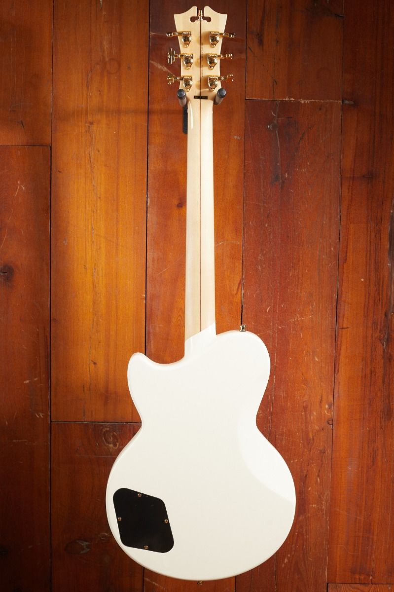 D'Angelico Deluxe Atlantic Vintage White – Max Guitar