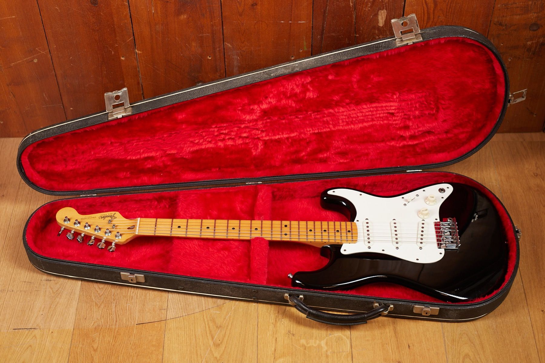 【希少美品】Fender USA Dan Smith Standard Fender Dan Smith USA Stratocaster Black (1983) – Electric