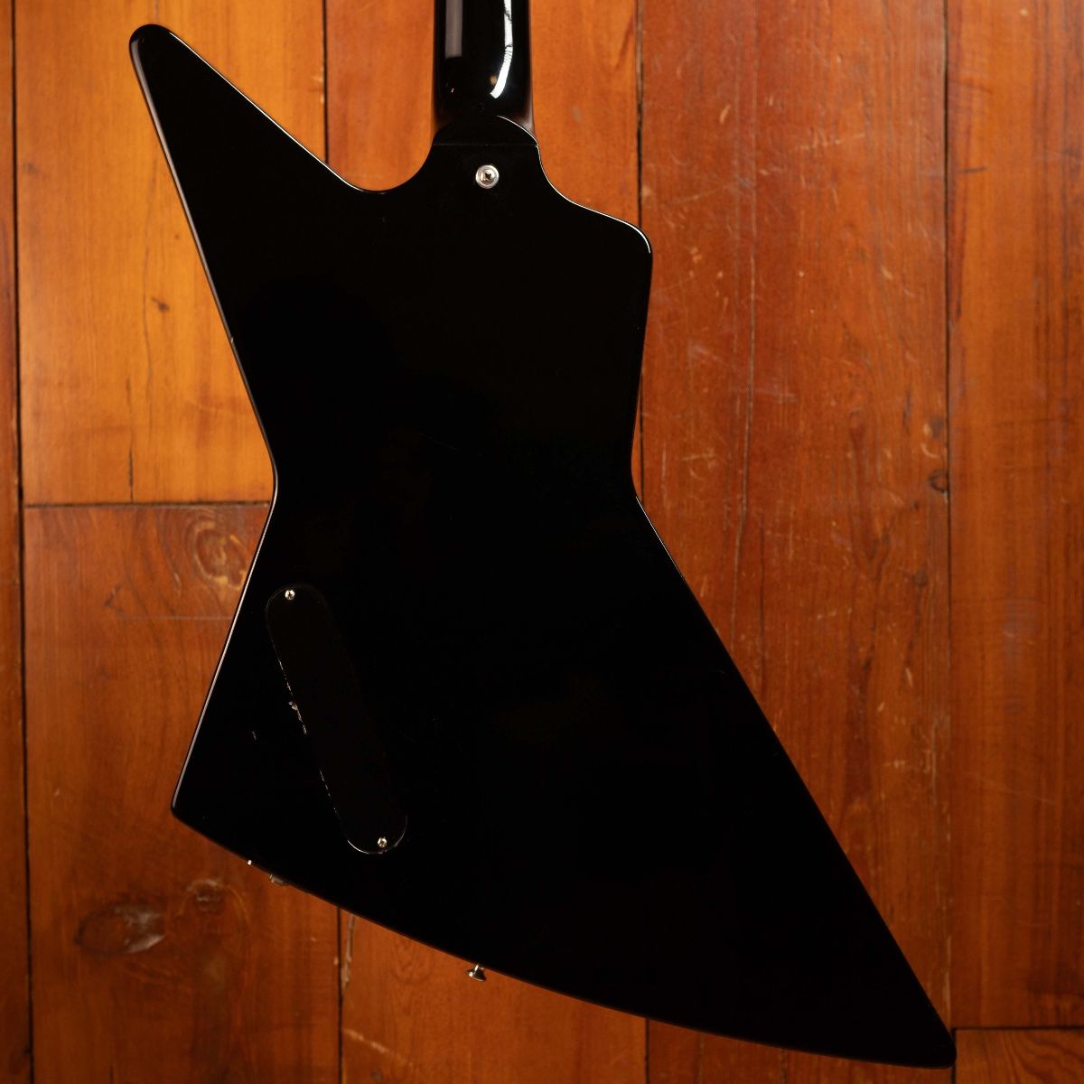 Gibson Explorer Ebony 2006 – Electric Guitar | Max Guitar