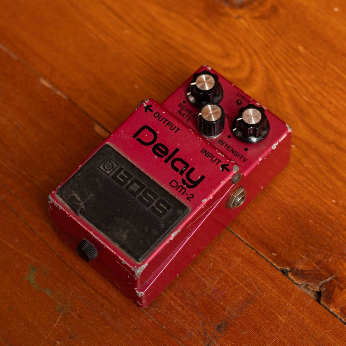 Boss DM-2 Analog Delay – Pédale / Effet Guitare | Max Guitar