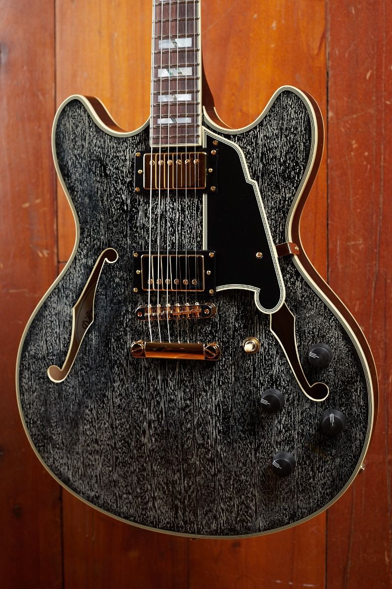 D'Angelico Excel DC Black Dog – Electric Guitar | Max Guitar