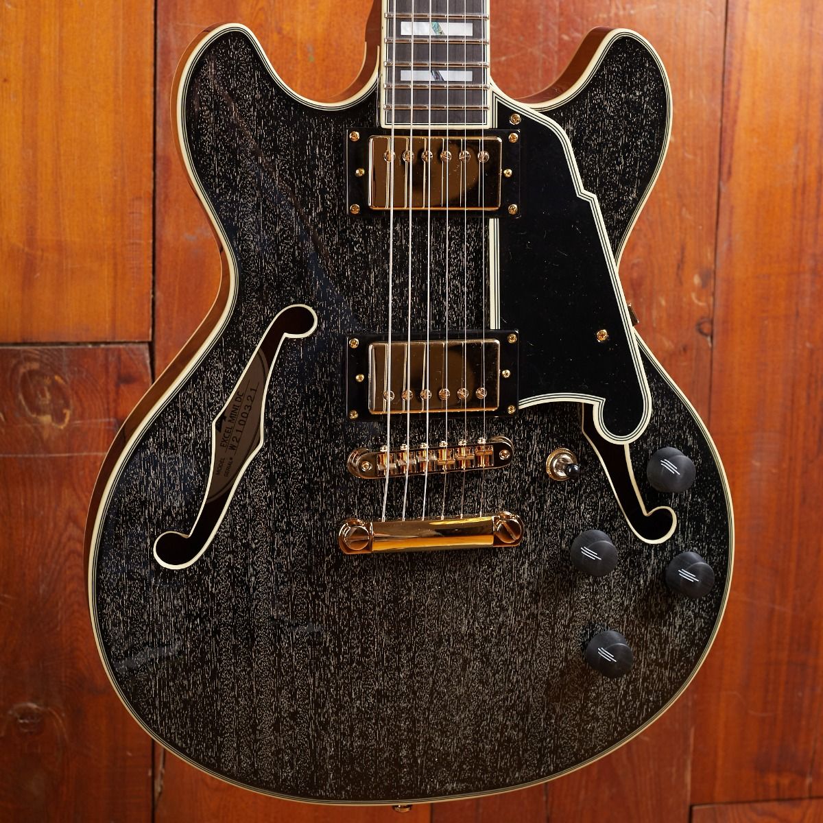 D'Angelico Excel Mini DC Black Dog – Max Guitar