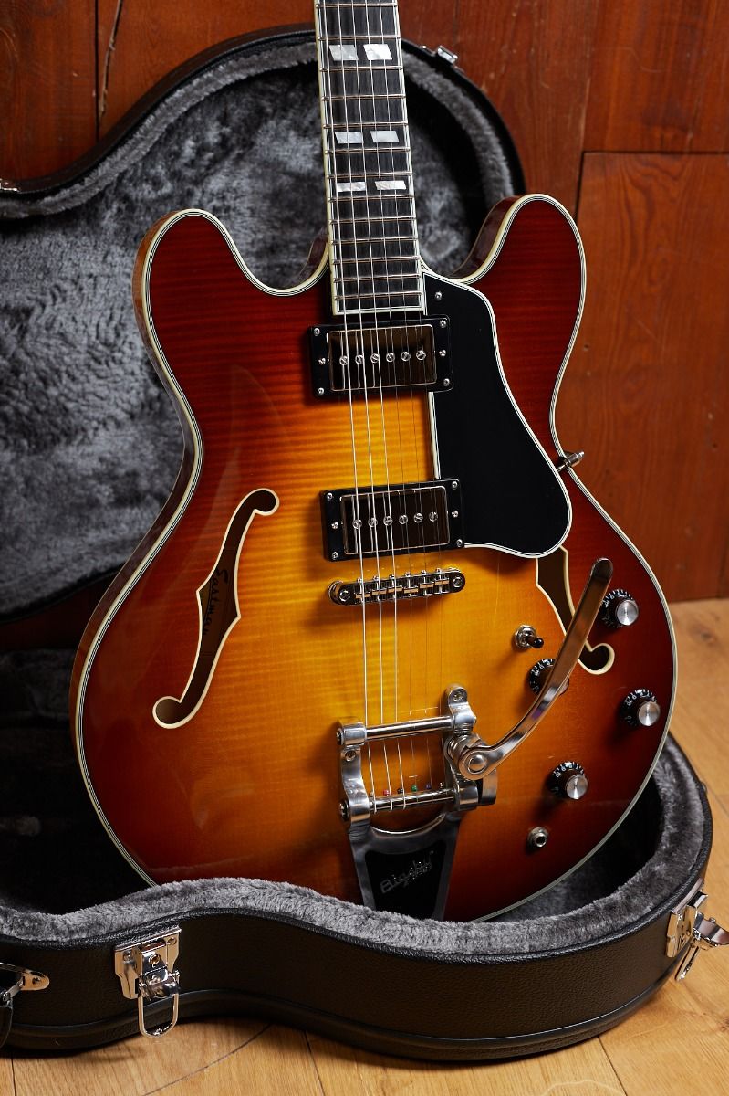 Eastman T486B Goldburst – Electric Guitar | Max Guitar