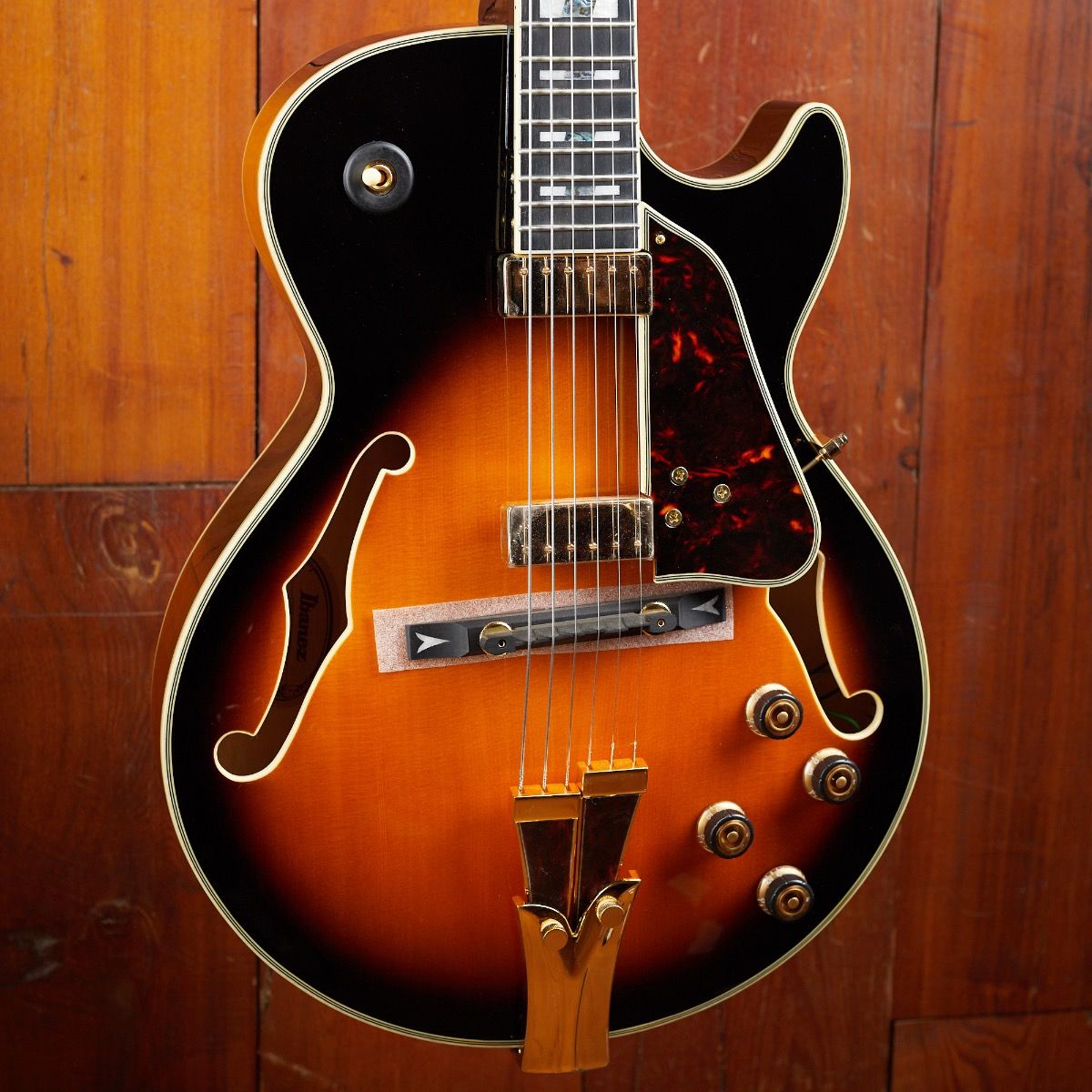 Ibanez GB10SE Brown Sunburst George Benson Signature – Electric