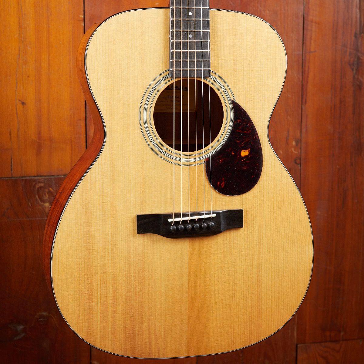 Eastman E10OM TC – Acoustic Guitar | Max Guitar