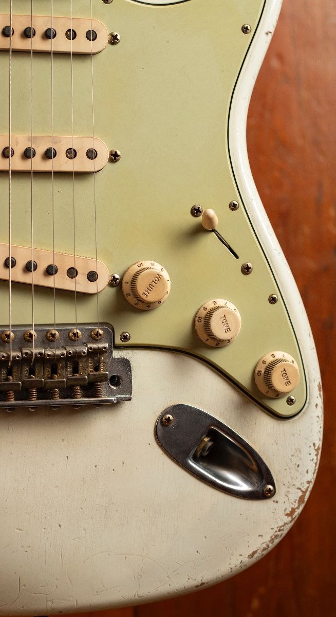 Fender CS 1959 Stratocaster Relic Olympic White - Masterbuilt Andy