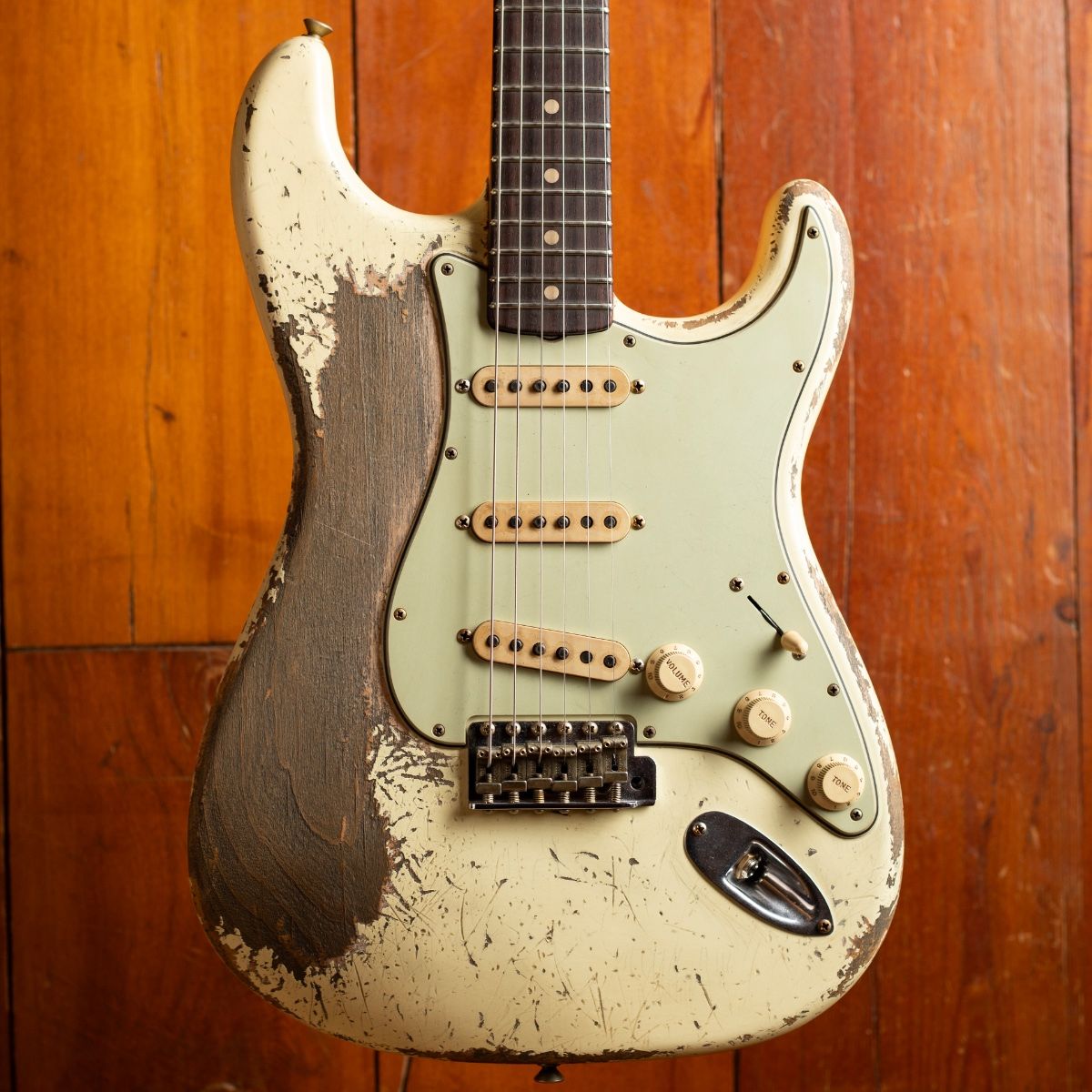 Fender CS 1963 Stratocaster Extreme Relic Olympic White