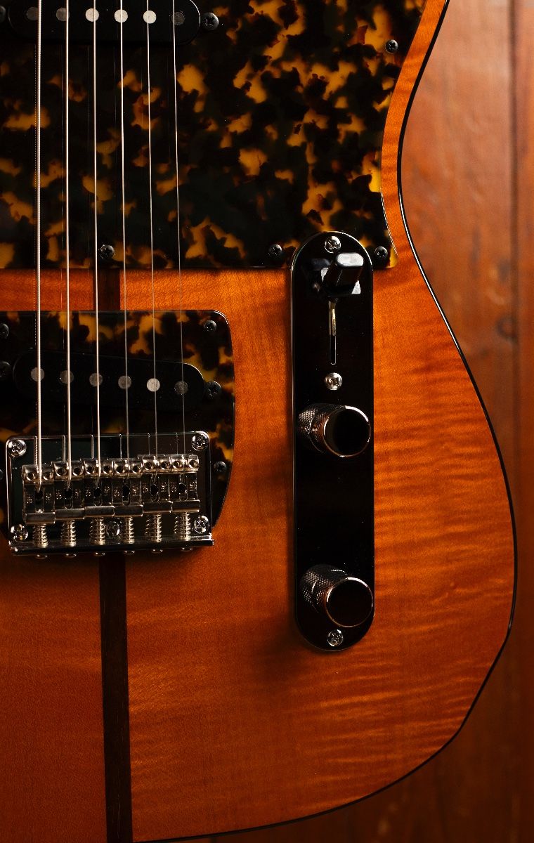 HS Anderson Mad Cat V2 #24038 – Electric Guitar | Max Guitar