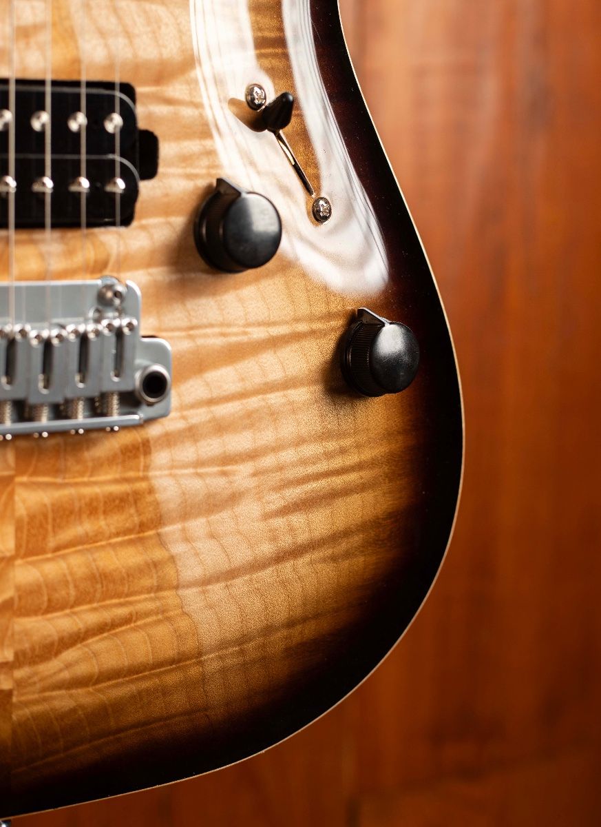 Patrick James Eggle - 96 Flamed Maple – Electric Guitar | Max Guitar