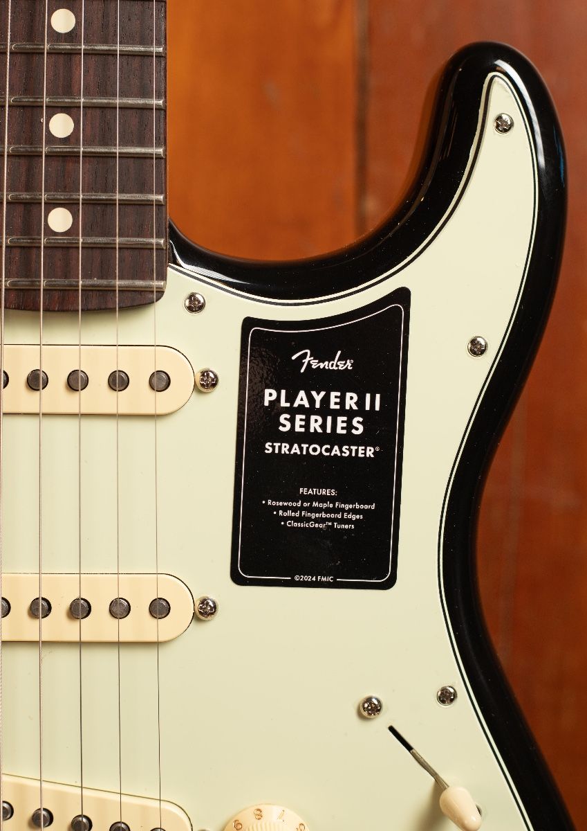 Fender LTD Player II Strat RW Black – Electric Guitar | Max Guitar