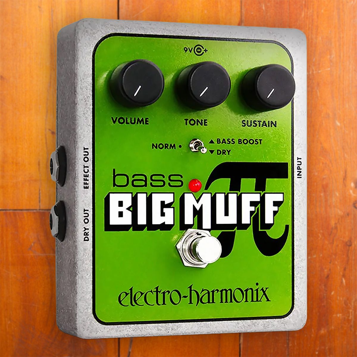 Electro-Harmonix Bass Big Muff – Guitar Pedal / Effect | Max Guitar