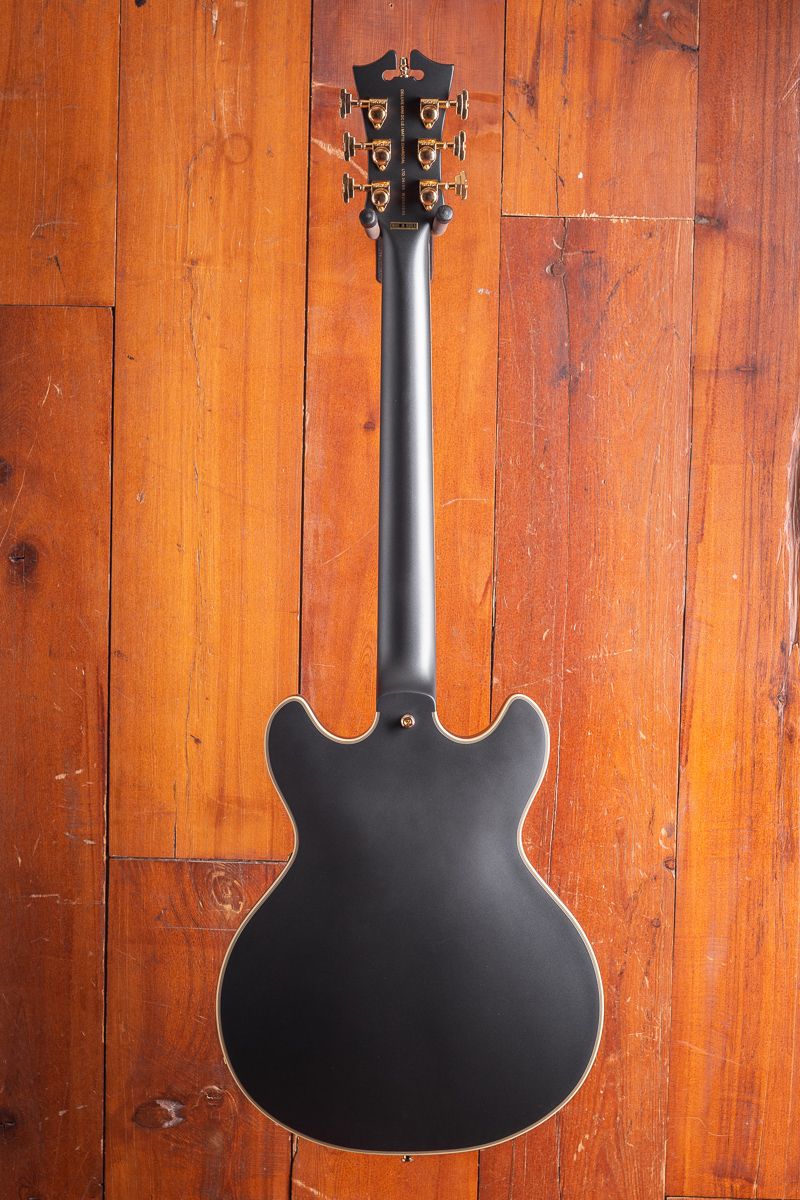D’Angelico LimitedEdition MatteCharcoal D'Angelico Deluxe Mini DC Limited Edition, Matte Charcoal