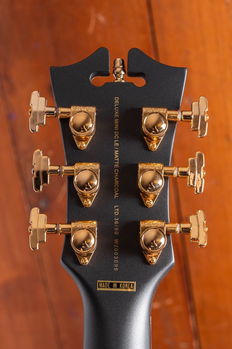 D'Angelico Deluxe Mini DC Limited Edition, Matte Charcoal