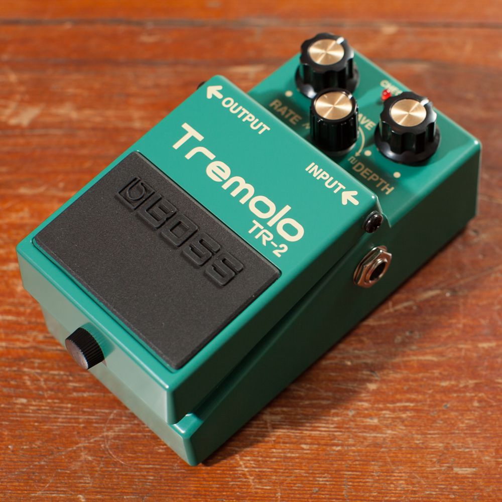 BOSS TR-2 Tremolo エフェクター Amazon.com: Boss TR-2 Tremolo Pedal : Musical Instruments