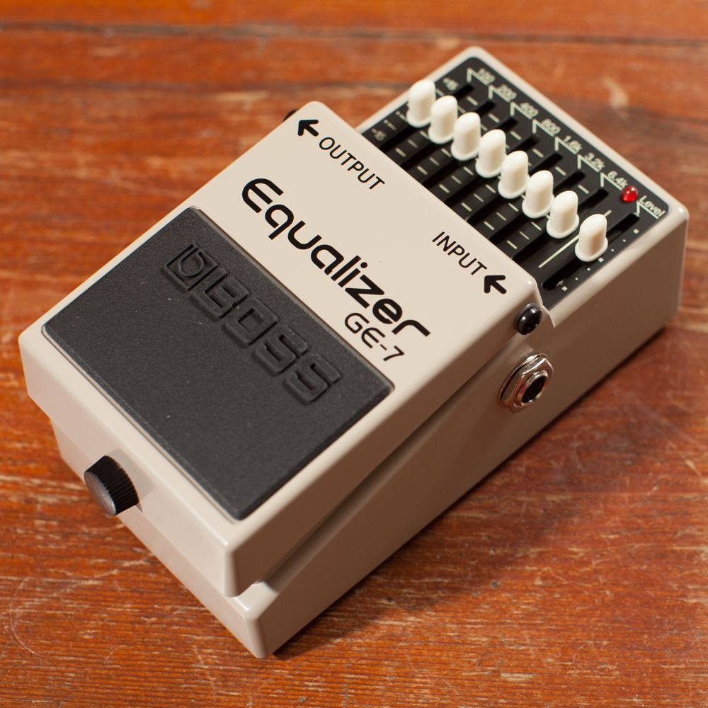 BOSS GE-7 7-Band EQ for guitar – Boutique Effect Pedal