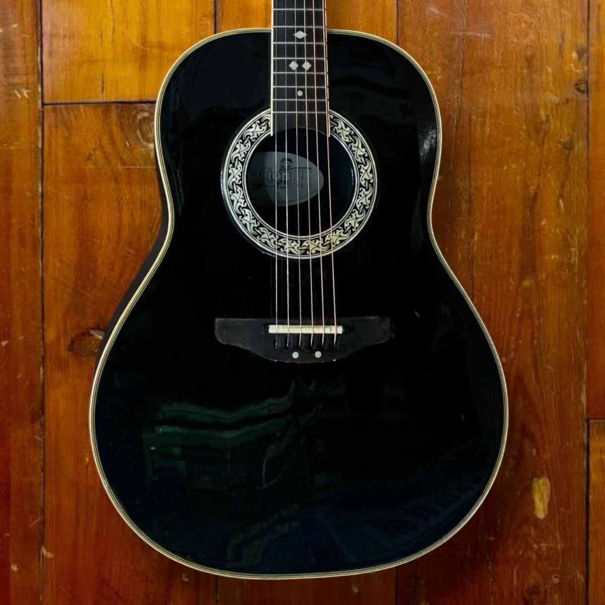Ovation 1717 Legend Black USA (1992) – Akoestische Gitaar | Max Guitar
