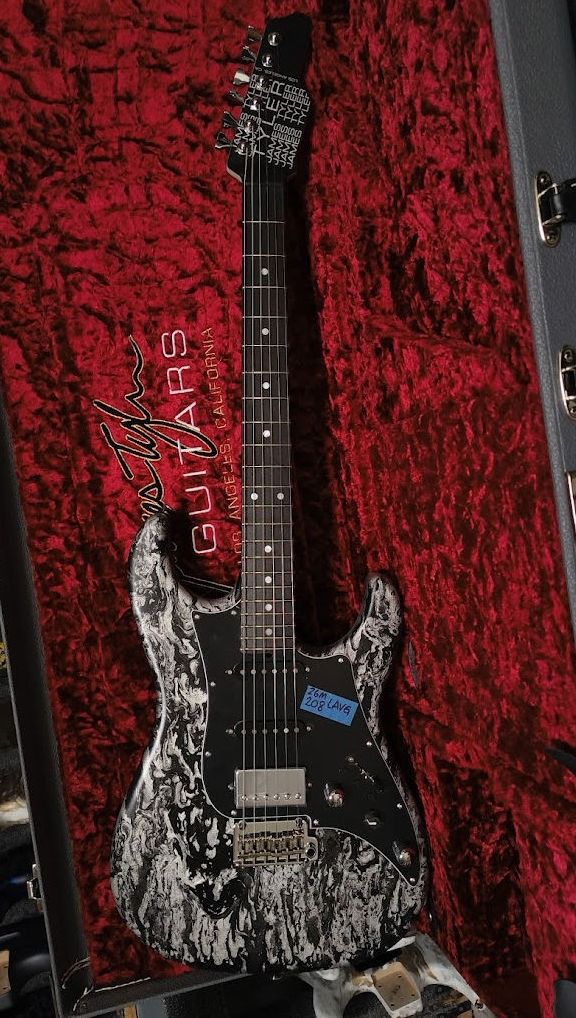 JAMES TYLER STUDIO ELITE HDX BLACK SHMEAR #26329 – E-Gitarre | Max