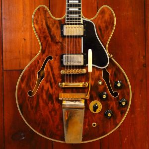 Gibson 1974 ES-355 Walnut, Maestro tremolo
