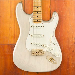 Fender CS Vintage Custom 1957 Stratocaster NOS MN Aged White Blonde