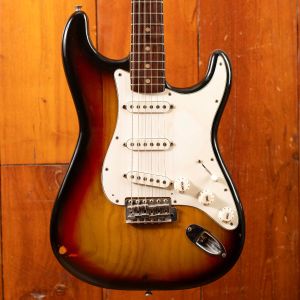 Fender Stratocaster RW 3-Color Sunburst (1974)