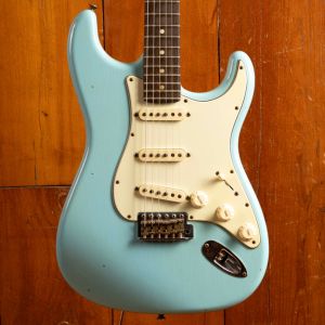 Fender Custom Shop 1960 Journeyman Stratocaster Relic Dapnhe Blue