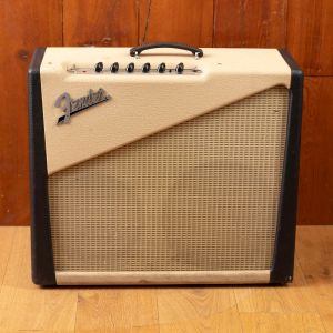 Fender Two Tone 15 watt tube amp