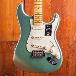 Fender American Professional II Stratocaster, Maple Neck, Mystic Surf Green