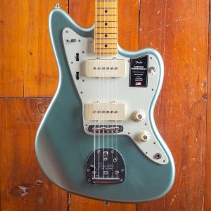 Fender American Professional II Jazzmaster, Maple Neck, Mystic Seafoam Green