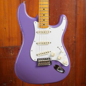 Fender Jimi Hendrix Strat MN Ultra violet