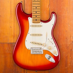 Fender Player II Stratocaster MN Aged Cherry Burst